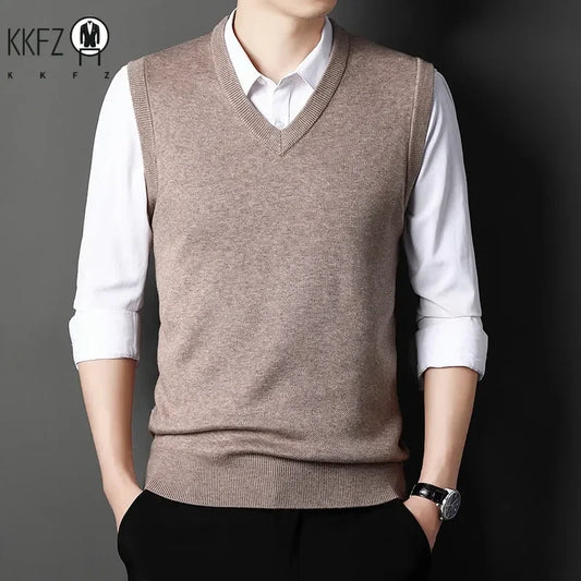 2024 Autumn Winter New Men's Solid Color V-neck Knitted Vest Casual Fashion Warm Sweater Versatile Top